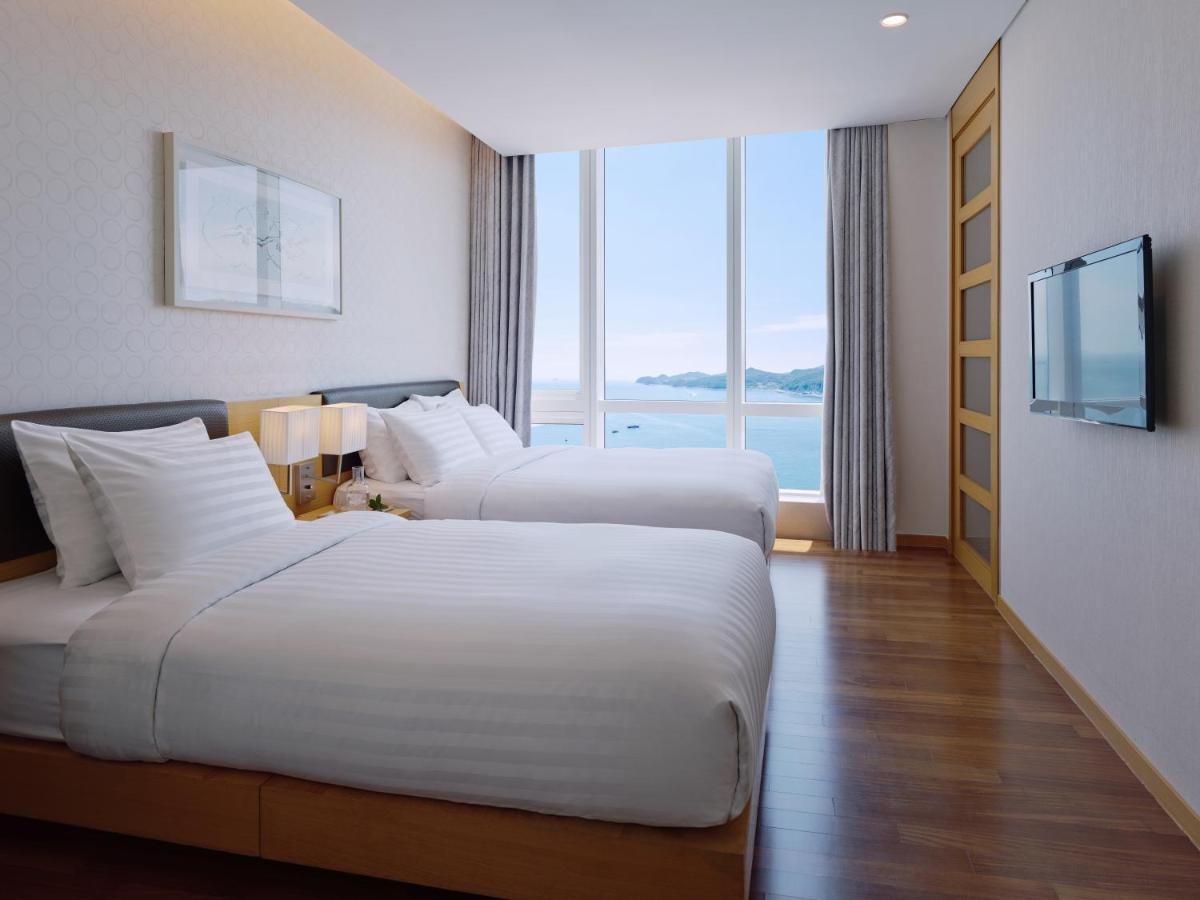 Hotel Sono Calm Yeosu Esterno foto