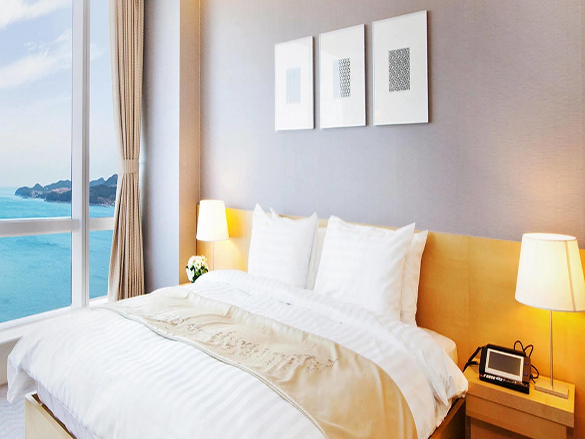Hotel Sono Calm Yeosu Esterno foto