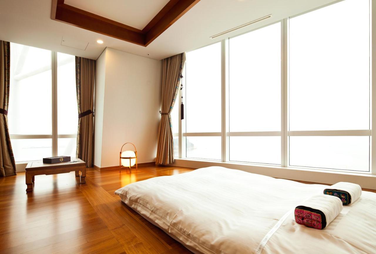Hotel Sono Calm Yeosu Esterno foto