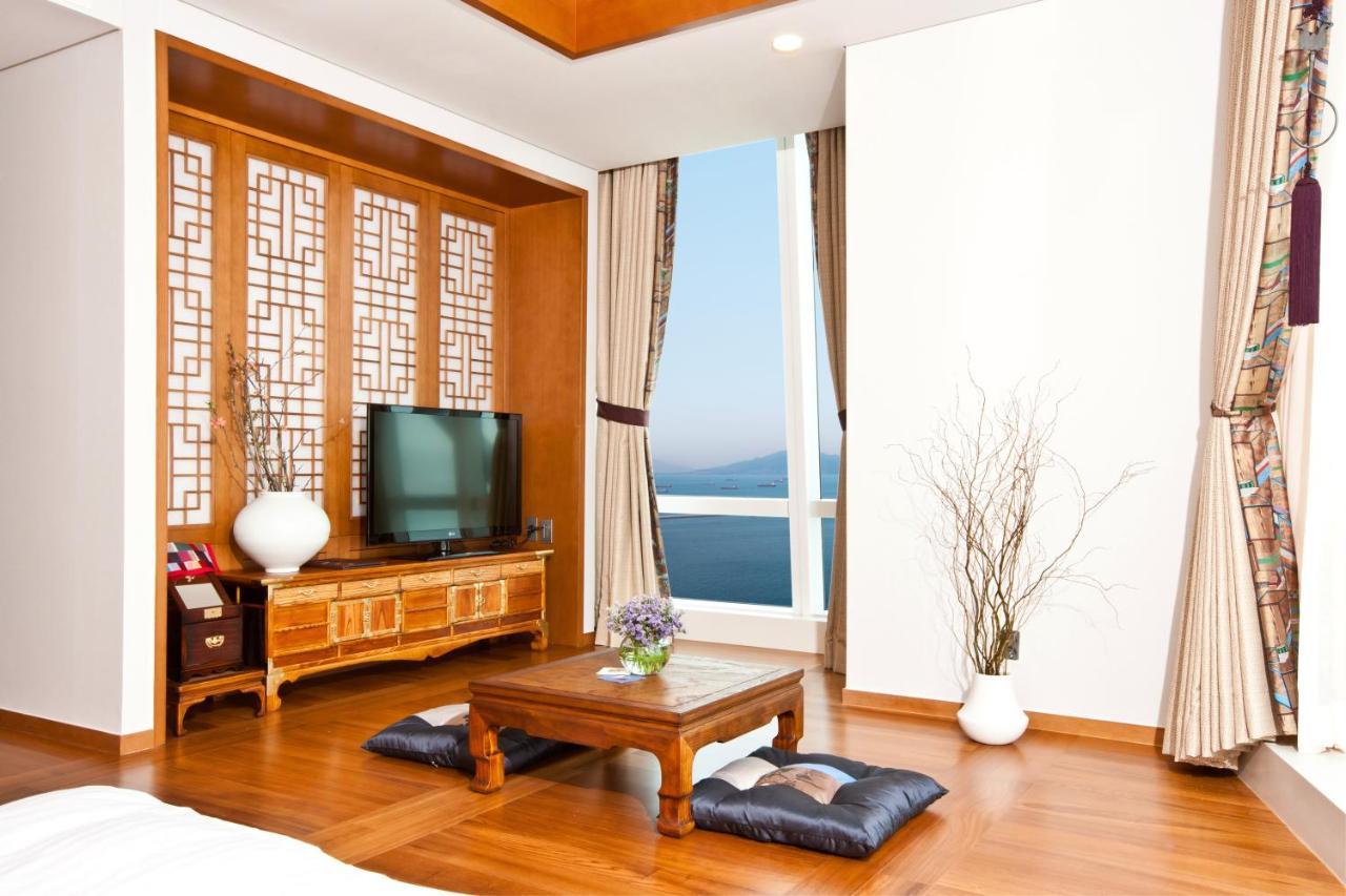 Hotel Sono Calm Yeosu Esterno foto
